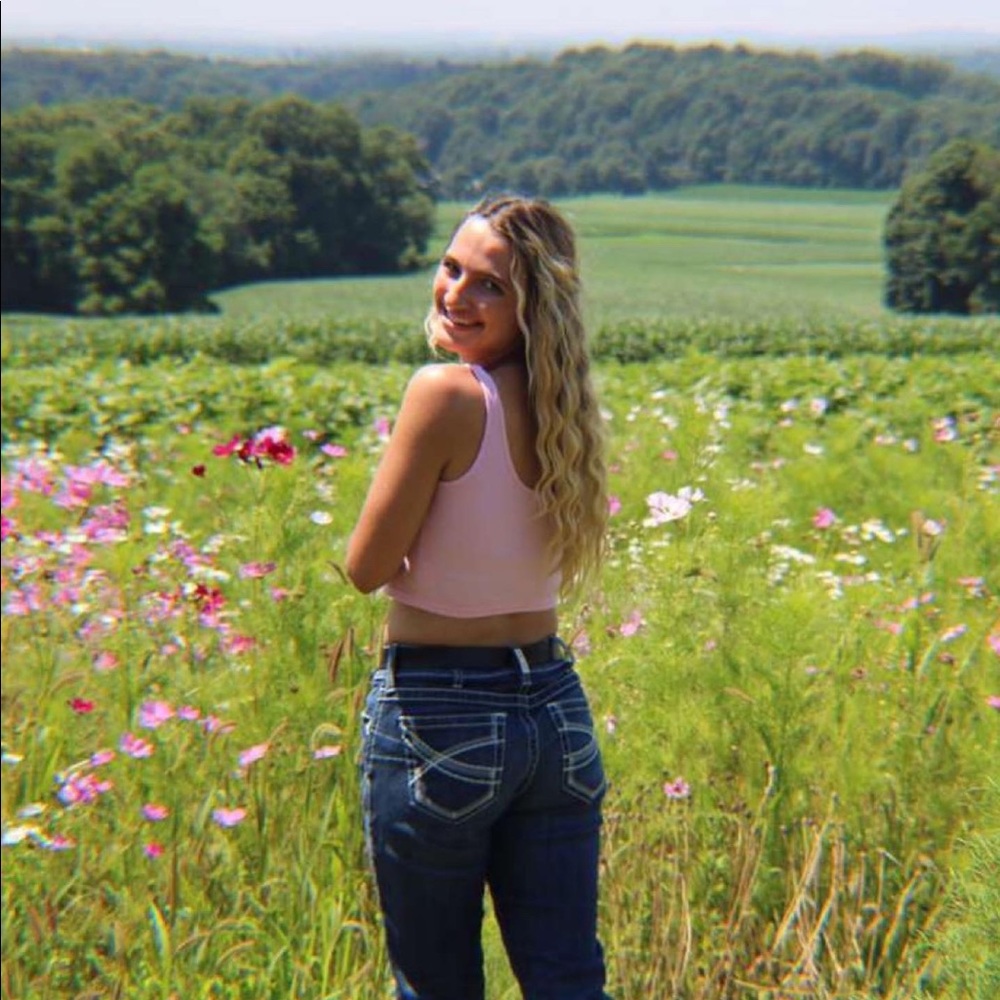 Meet your Posher, Carly